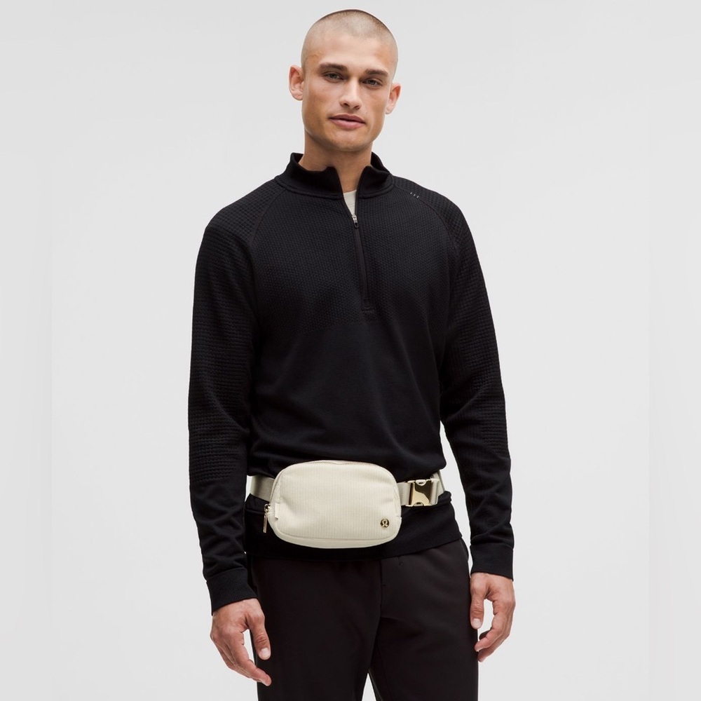 NEW LULULEMON EVERYWHERE BELT BAG CORDUROY BONE/GOLD - Picture 6 of 12